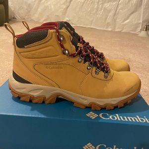 Columbia boots